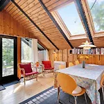 Ferienhaus Charming Older With Private Wilderness Hot Tub On Scenic Helgenaes *
