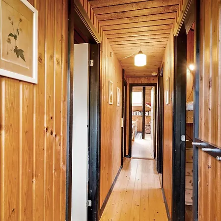 Charming Older With Private Wilderness Hot Tub On Scenic Helgenaes Ferienhaus Knebel