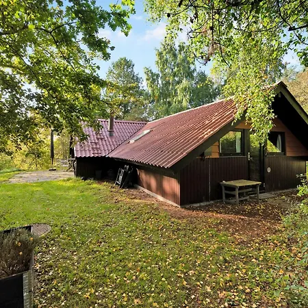 Ferienhaus Charming Older With Private Wilderness Hot Tub On Scenic Helgenaes Knebel