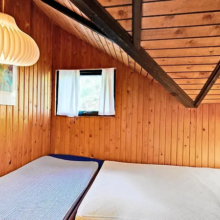 Charming Older With Private Wilderness Hot Tub On Scenic Helgenaes Knebel